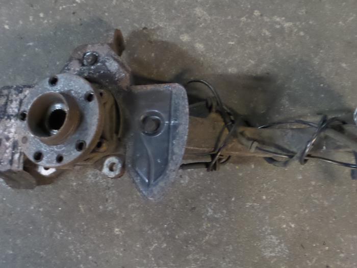 Alfa Romeo GT Fusee rechts-voor