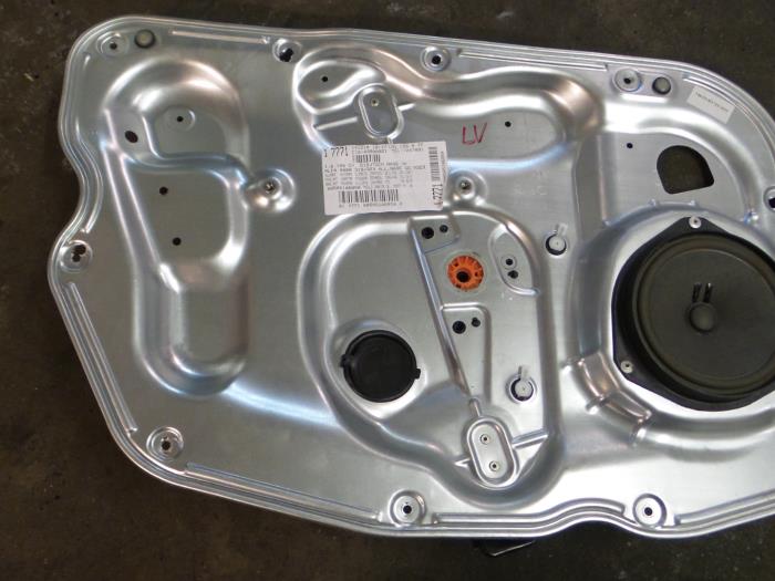 Alfa Romeo Giulietta Ruitmechaniek 4Deurs links-voor