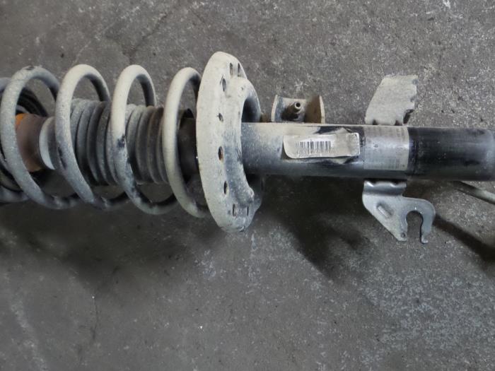 Alfa Romeo Giulietta Schokdemperpoot links-voor