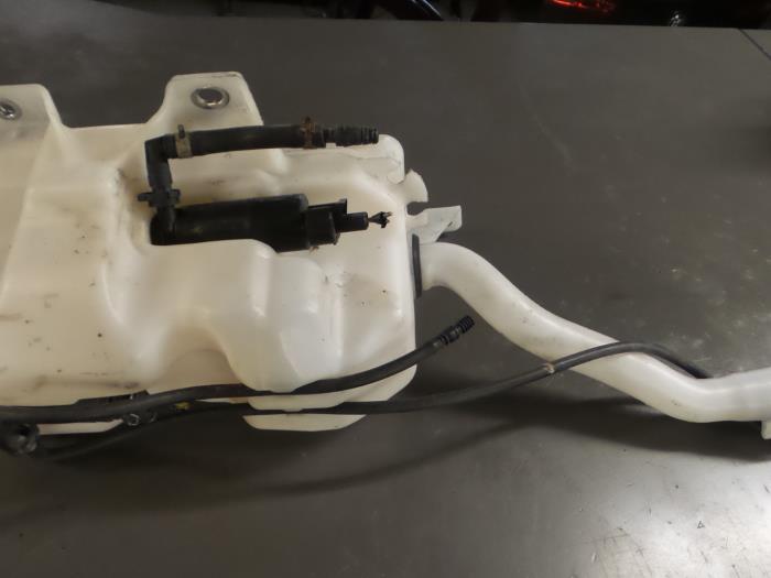 Alfa Romeo Giulietta Ruitensproeiertank voor