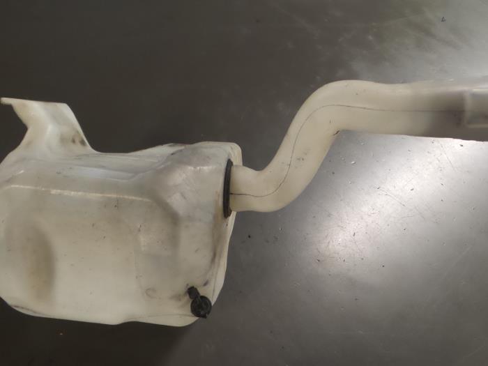 Alfa Romeo Mito Ruitensproeiertank voor