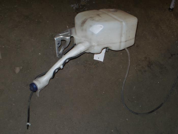 Alfa Romeo Brera Ruitensproeiertank voor