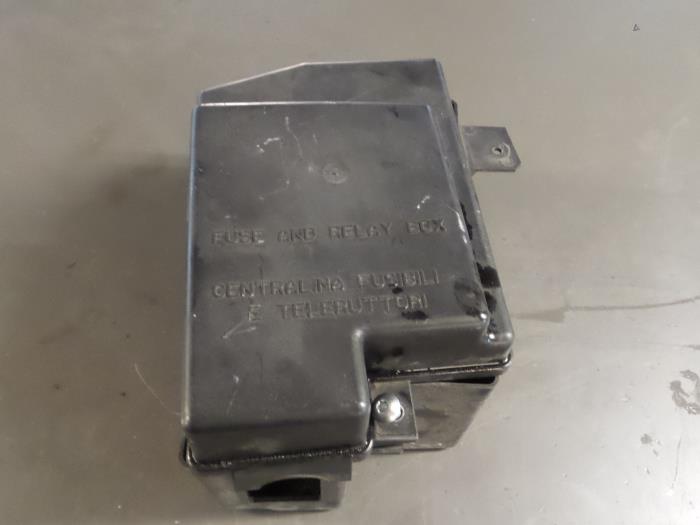 Alfa Romeo Brera Zekeringkast