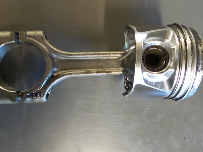 Alfa Romeo Mito Zuiger