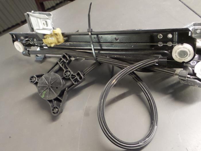 Seat Ibiza Ruitmechaniek 2Deurs links-voor