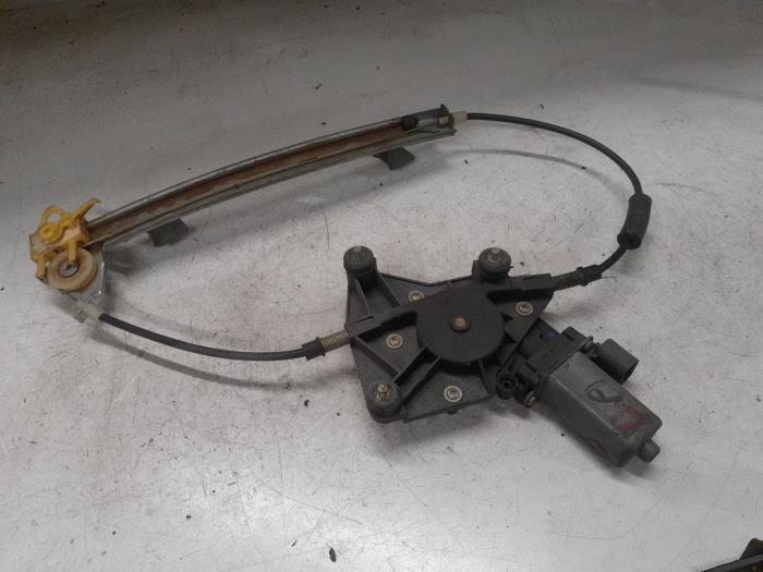 Alfa Romeo 156 Ruitmechaniek 4Deurs links-achter