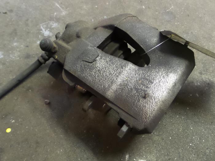 Seat Mii Remklauw (Tang) rechts-voor