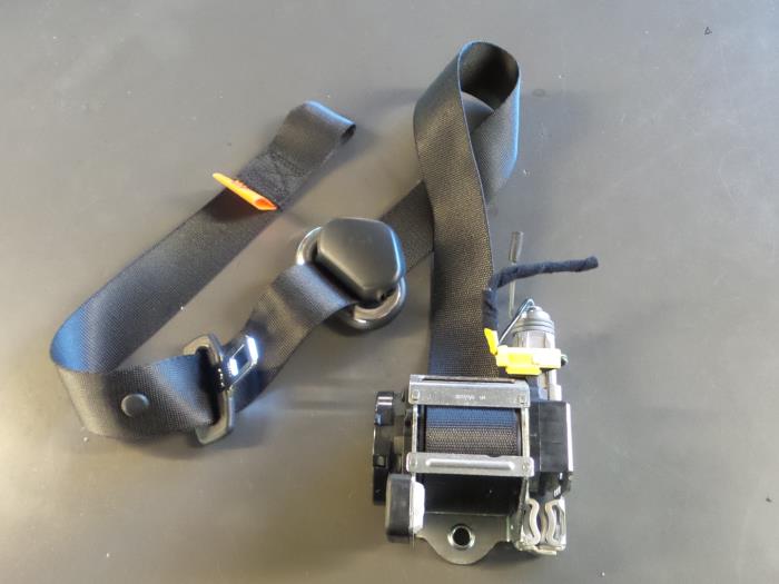 Alfa Romeo GT Gordelspanner links