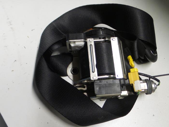 Alfa Romeo GT Gordelspanner links