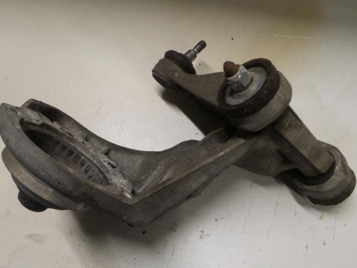 Alfa Romeo GT Draagarm links-voor