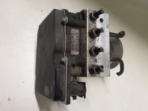 Gebruikte ABS Pomp Alfa Romeo GT (937) 1.9 JTD 16V Multijet Prijs € 135,00 Margeregeling aangeboden door A.T.S. van de Wiel