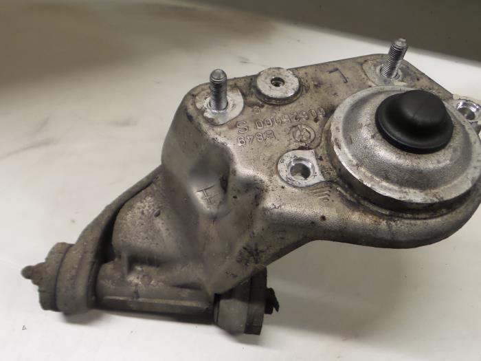 Alfa Romeo GT Draagarm links-voor