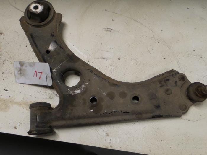 Alfa Romeo Mito Draagarm links-voor