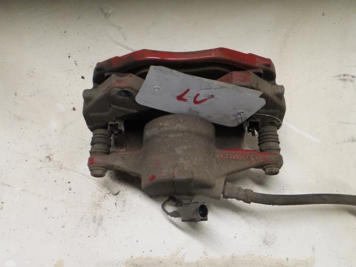 Alfa Romeo Mito Remklauw (Tang) links-voor