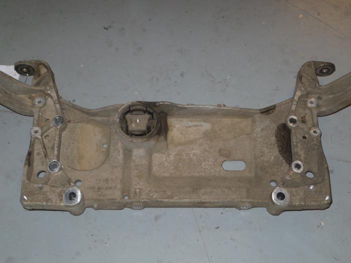 Volkswagen Caddy Subframe