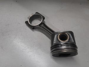 Gebruikte Zuiger Seat Leon (1P1) 2.0 TDI 16V Prijs € 50,00 Margeregeling aangeboden door A.T.S. van de Wiel