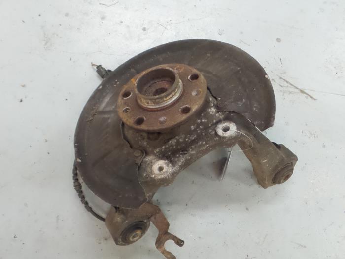 Alfa Romeo 159 Fusee rechts-achter