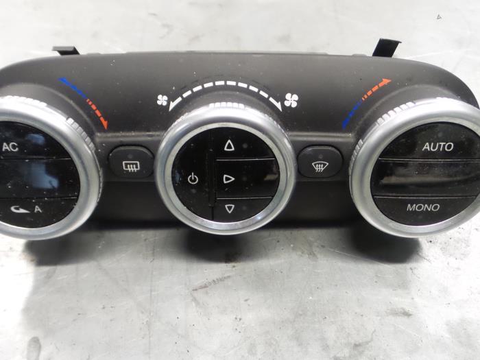 Alfa Romeo Giulietta Kachel Bedieningspaneel