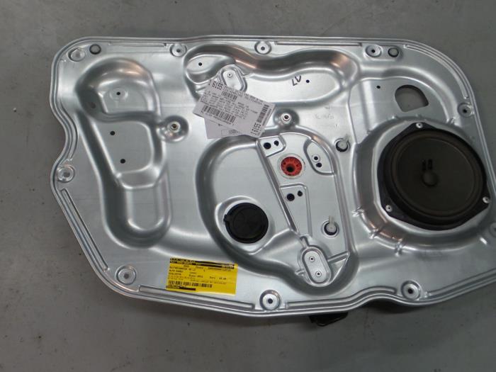 Alfa Romeo Giulietta Ruitmechaniek 4Deurs links-voor