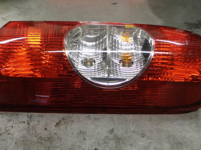 Renault Master Achterlicht rechts