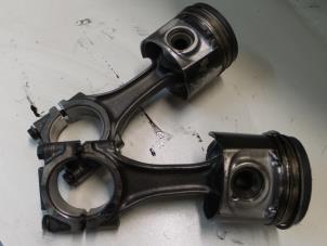 Gebruikte Zuiger Fiat Ducato (243/244/245) 2.8 JTD Prijs € 135,00 Margeregeling aangeboden door A.T.S. van de Wiel