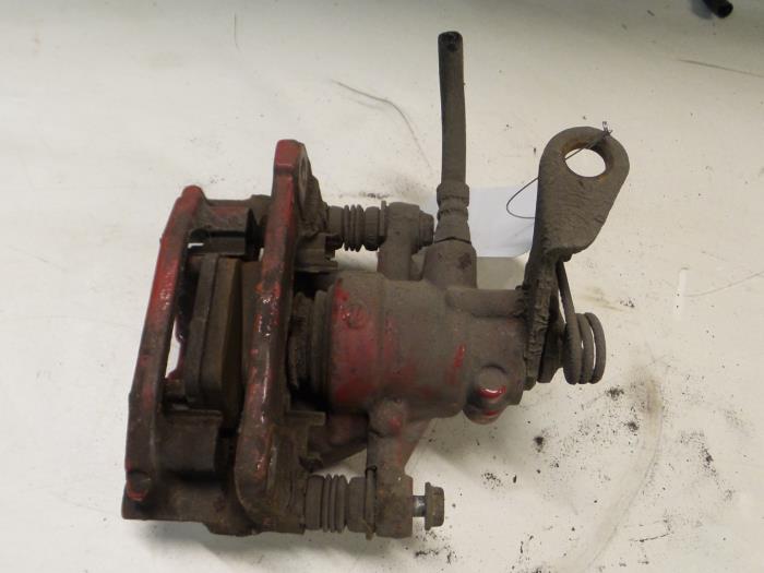 Alfa Romeo Mito Remklauw (Tang) rechts-achter