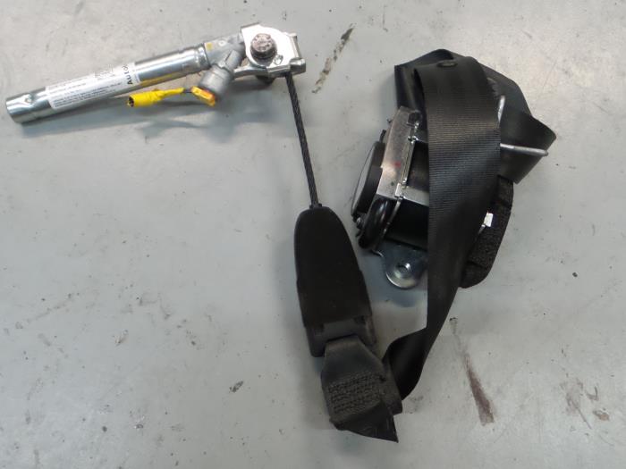 Alfa Romeo Mito Gordelspanner links