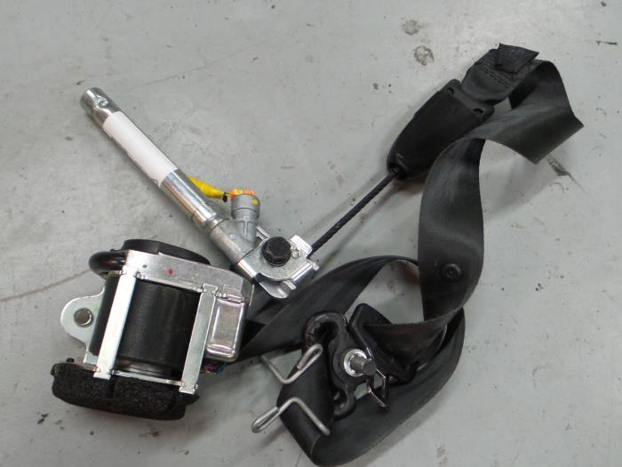 Alfa Romeo Mito Gordelspanner rechts