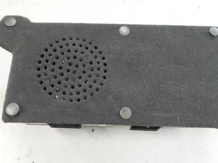 Alfa Romeo GT Subwoofer