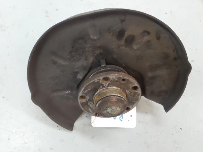 Alfa Romeo GT Fusee rechts-achter