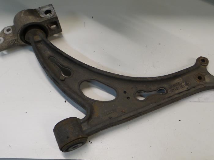 Seat Leon Draagarm links-voor