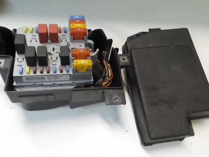 Alfa Romeo 159 Zekeringkast