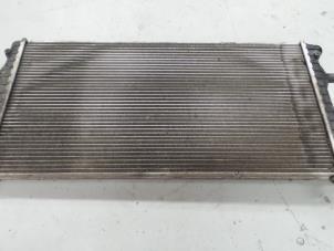 Radiateur van een Seat Ibiza IV (6J5) 1.4 TDI 2010