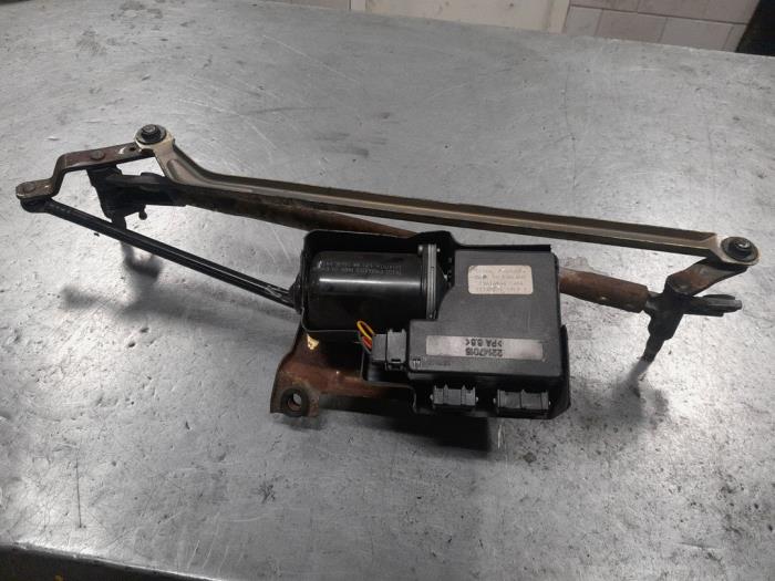 Alfa Romeo 166 Ruitenwissermotor voor