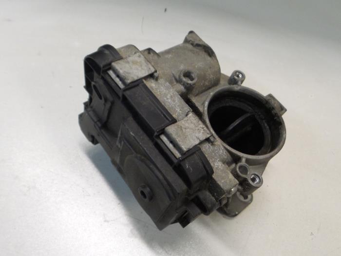 Alfa Romeo Mito Gasklephuis