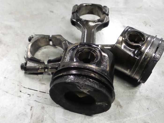 Alfa Romeo 159 Zuiger