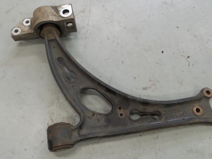 Seat Altea Draagarm links-voor