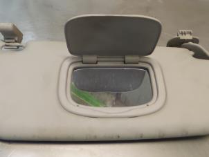 Gebruikte Zonneklep Alfa Romeo 147 (937) 1.9 JTD 115 Prijs € 30,00 Margeregeling aangeboden door A.T.S. van de Wiel