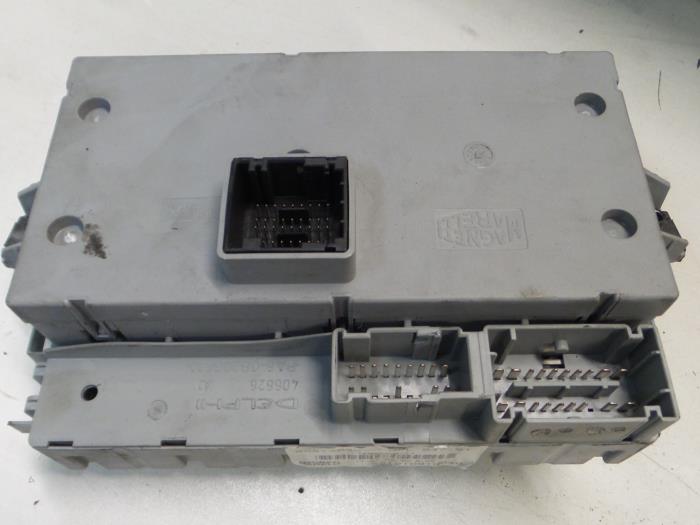 Alfa Romeo GT Zekeringkast