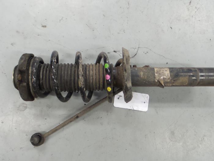 Seat Leon Schokdemperpoot links-voor