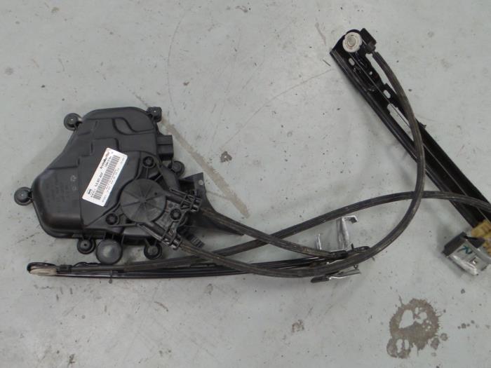 Seat Ibiza Ruitmechaniek 2Deurs rechts-voor