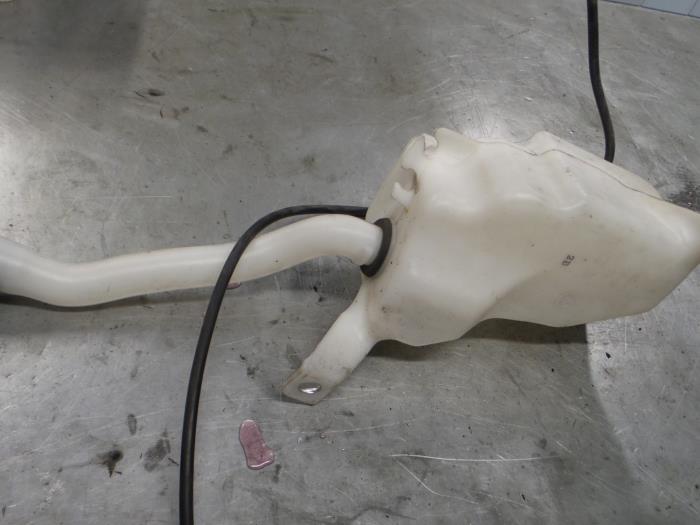 Alfa Romeo Giulietta Ruitensproeiertank voor