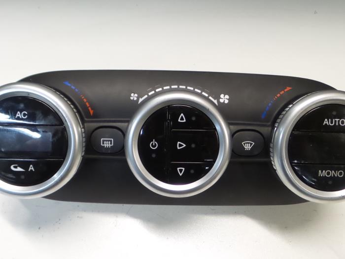Alfa Romeo Giulietta Kachel Bedieningspaneel