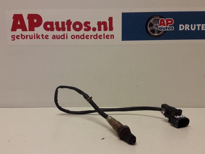 Lambda Sonde van een Audi A4 Cabrio (B7) 3.0 V6 30V 2002
