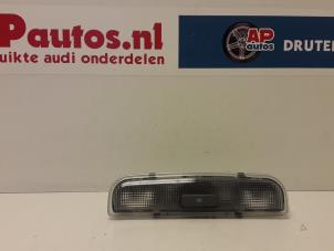 Gebruikte Binnenverlichting achter Audi A3 Sportback (8PA) 1.6 FSI 16V Prijs € 10,00 Margeregeling aangeboden door AP Autos