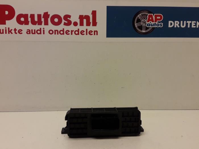 Gebruikte Boordcomputer Audi A6 Quattro (C6) 3.0 TDI V6 24V Prijs € 19,99 Margeregeling aangeboden door AP Auto's