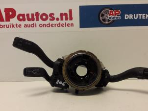 Gebruikte Schakelaar Stuurkolom (licht) Audi S4 Avant (B7) 4.2 V8 40V Prijs € 19,99 Margeregeling aangeboden door AP Autos