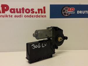 Gebruikte Portierruitmotor Audi S4 Avant (B7) 4.2 V8 40V Prijs € 19,99 Margeregeling aangeboden door AP Autos