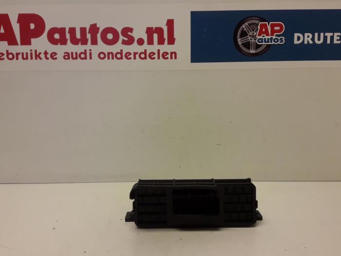 Gebruikte Boordcomputer Audi Q7 (4LB) 3.0 TDI V6 24V Prijs € 24,99 Margeregeling aangeboden door AP Auto's