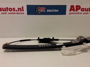 Gebruikte Ruitmechaniek 4Deurs links-achter Audi A4 (B8) 2.0 TDI 16V Prijs € 50,00 Margeregeling aangeboden door AP Autos